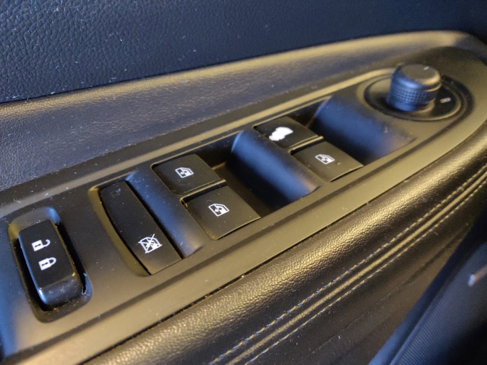 Used 2017 Buick Encore Essence w/ Experience Buick Package image 27