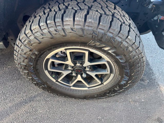 Used 2025 Jeep Gladiator Rubicon AWD/4WD image 4