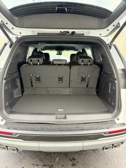 New 2026 GMC Acadia Elevation w/ Elevation Premium Package AWD/4WD image 56
