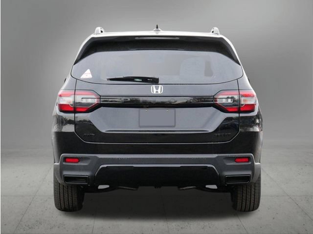New 2026 Honda Pilot Sport image 4