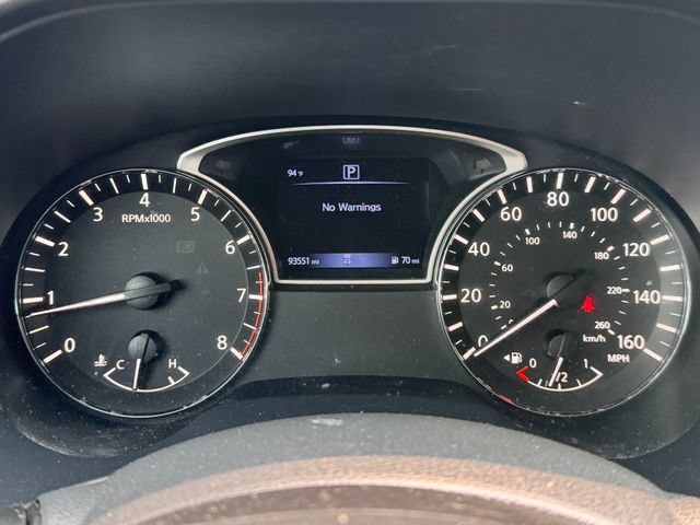 Used 2020 Nissan Pathfinder S FWD image 18