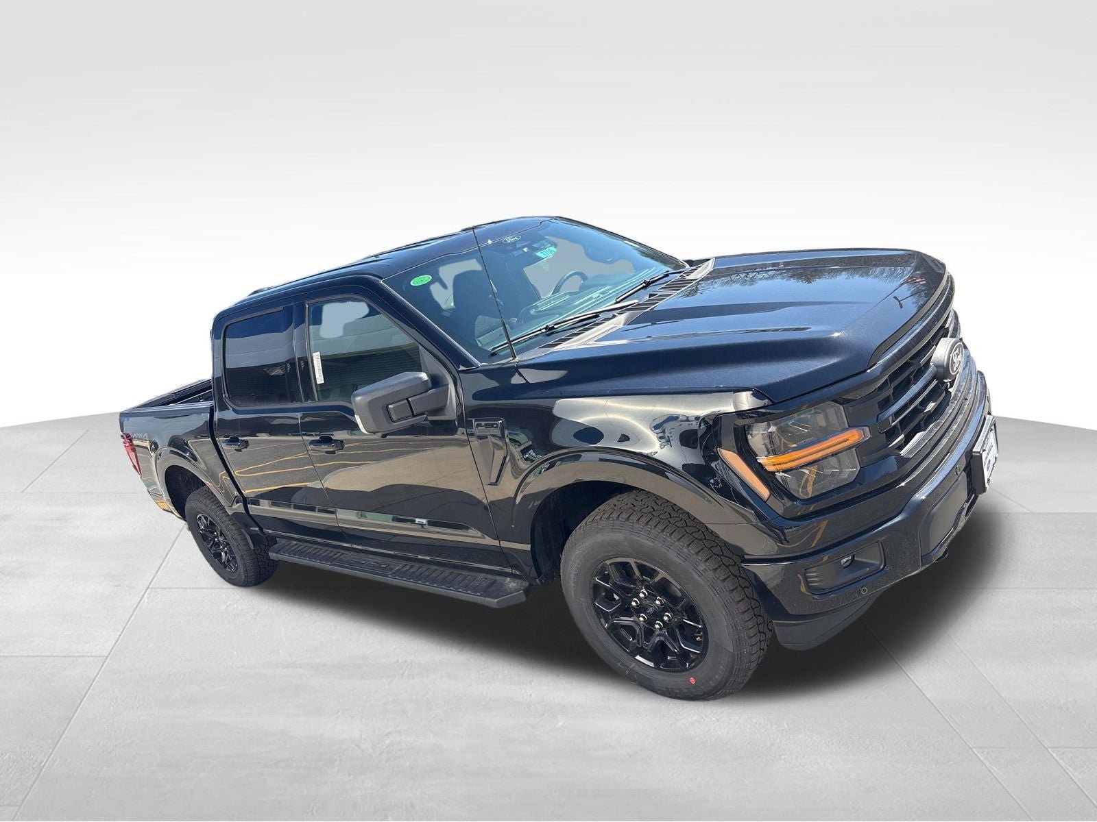 New 2026 Ford F150 XLT w/ Equipment Group 302A MID AWD/4WD image 8