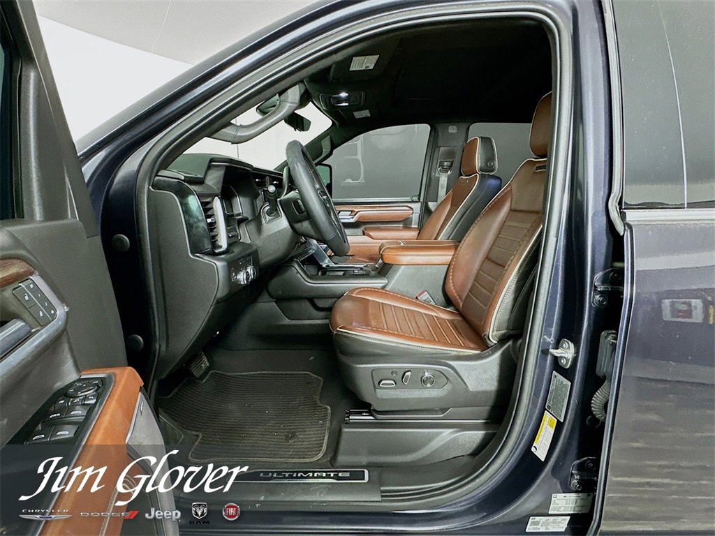 Used 2024 GMC Sierra 3500 Denali Ultimate image 23