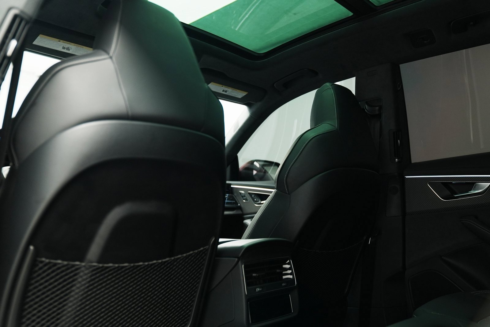Used 2025 Audi RS Q8 performance image 28