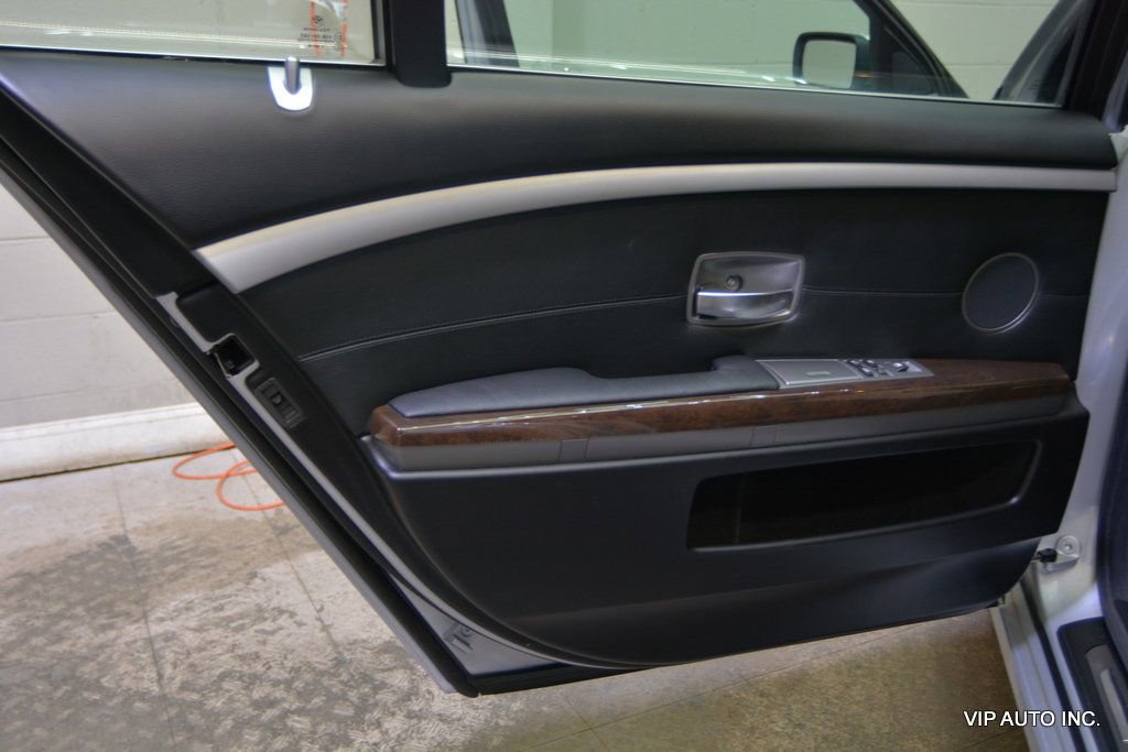 Used 2008 BMW 750Li RWD image 9
