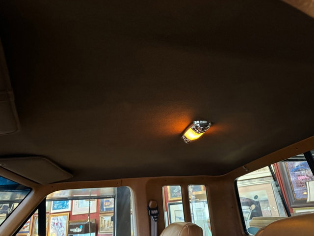 Used 1990 Ford F350 2WD SuperCab DRW image 9