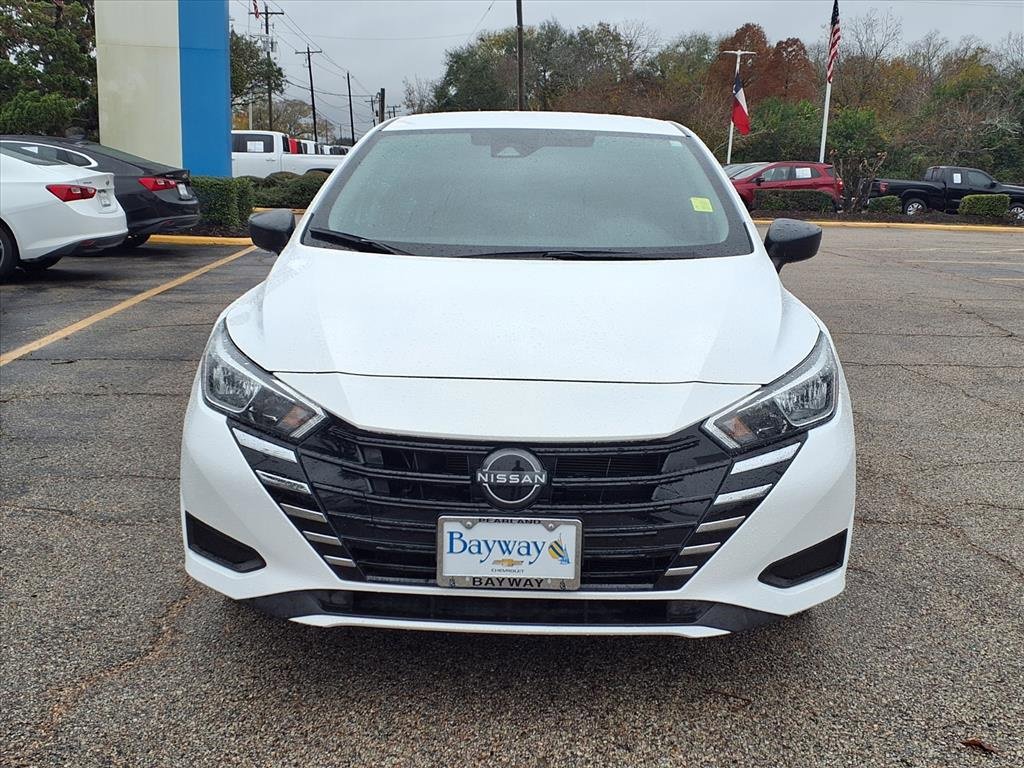 Used 2024 Nissan Versa S w/ S Plus Package image 19