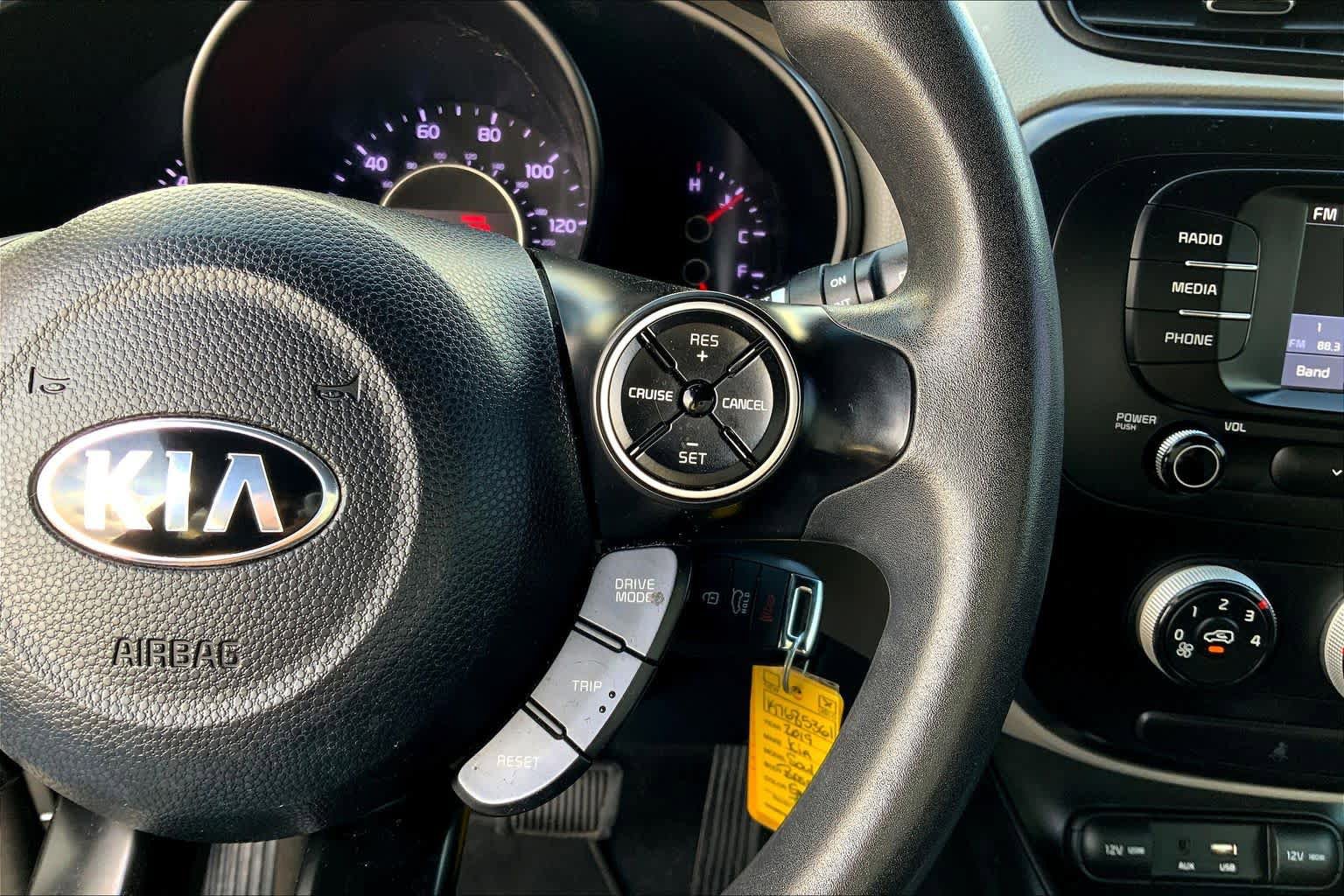 Used 2019 Kia Soul FWD image 24
