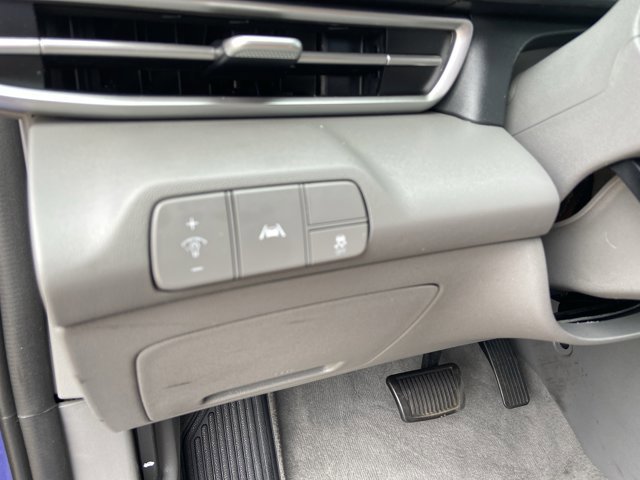 Used 2023 Hyundai Elantra SEL w/ Convenience Package FWD image 44