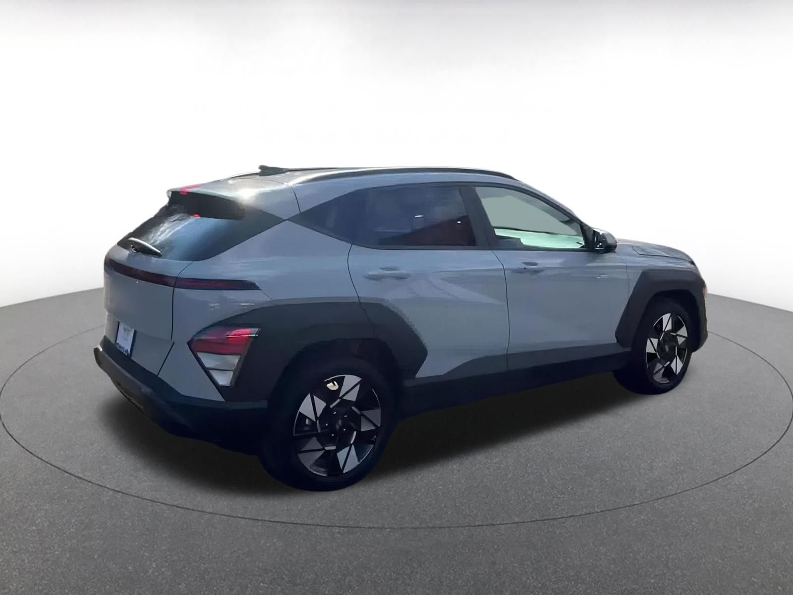 Used 2025 Hyundai Kona SEL image 15