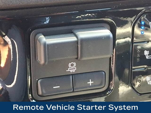 Used 2023 Chevrolet Silverado 1500 LTZ AWD/4WD image 18