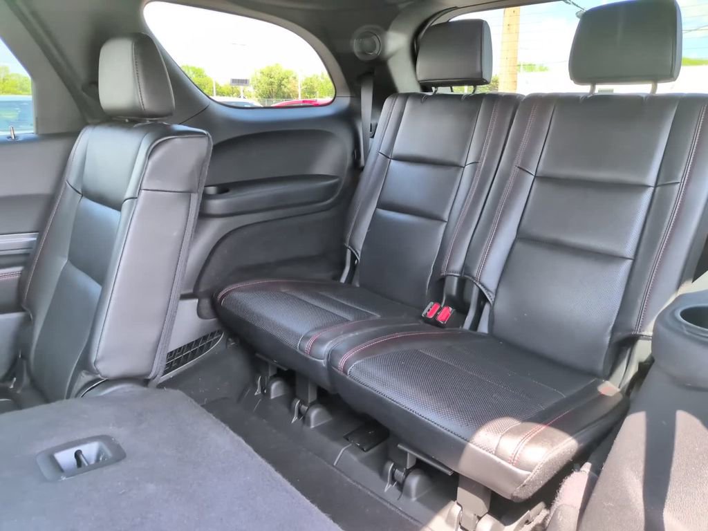 Used 2025 Dodge Durango GT AWD/4WD image 15