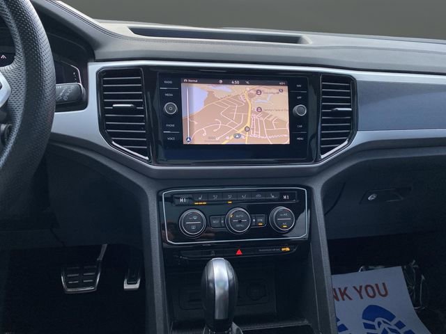 Used 2023 Volkswagen Atlas SEL R-Line image 9