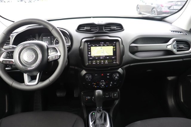 Used 2023 Jeep Renegade Latitude image 14
