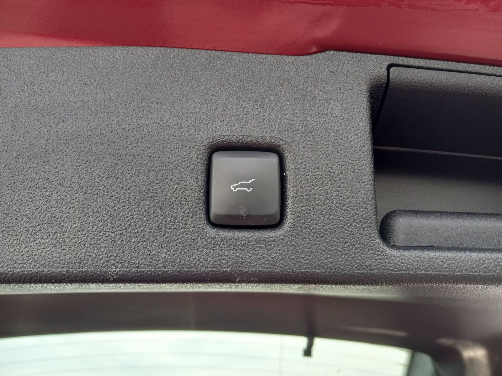 Used 2024 Ford Escape ST-Line w/ Cold Weather Package FWD image 13