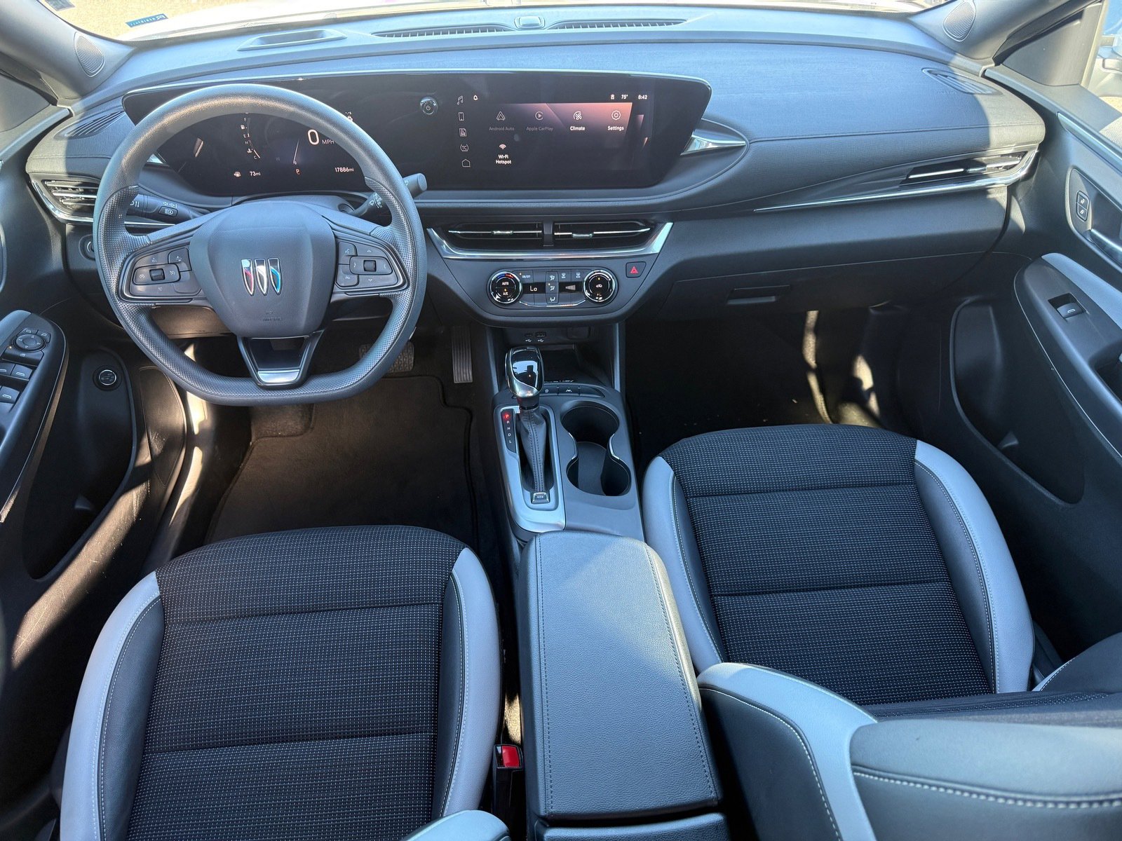 Used 2024 Buick Envista Preferred w/ Convenience II Package image 28