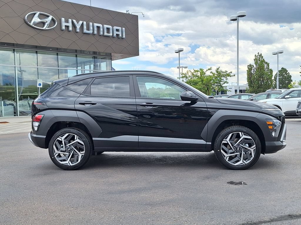 New 2026 Hyundai Kona SEL Premium AWD/4WD image 2