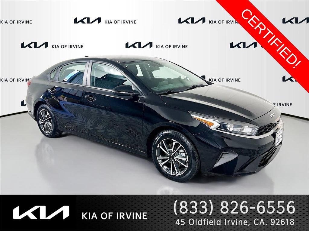 Certified 2023 Kia Forte LXS w/ LXS Technology Package FWD image 1