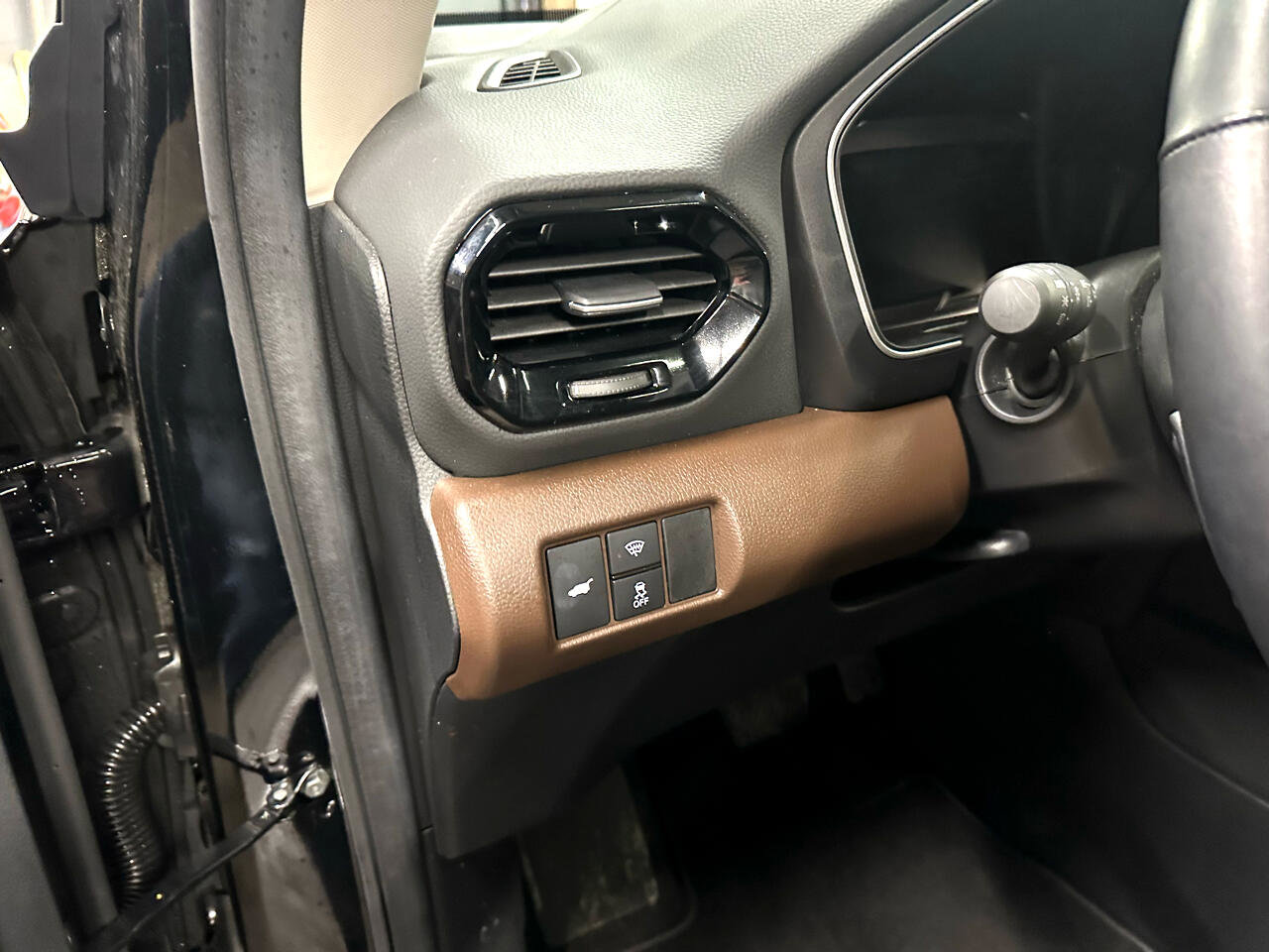 Used 2025 Honda Pilot Elite image 10