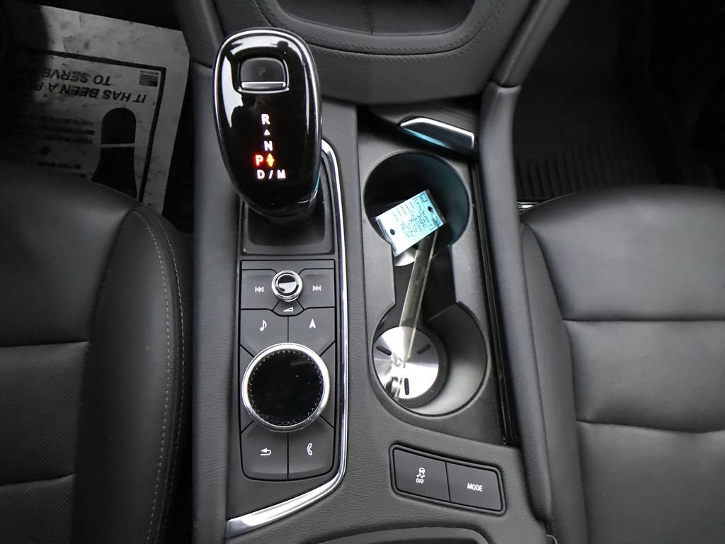 Used 2020 Cadillac XT5 Premium Luxury w/ LPO, Floor Liner Package image 21