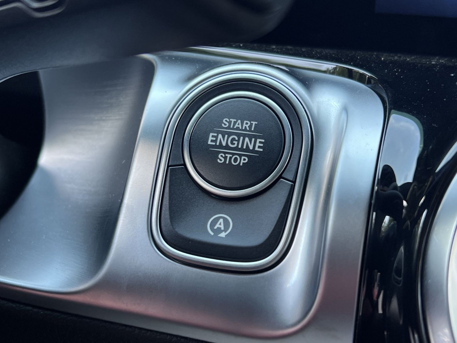 New 2026 Mercedes-Benz GLB 250 4MATIC image 38