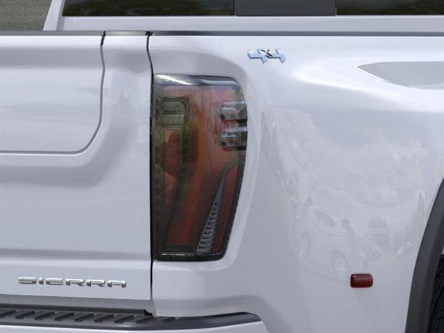 New 2025 GMC Sierra 3500 Denali Ultimate image 11