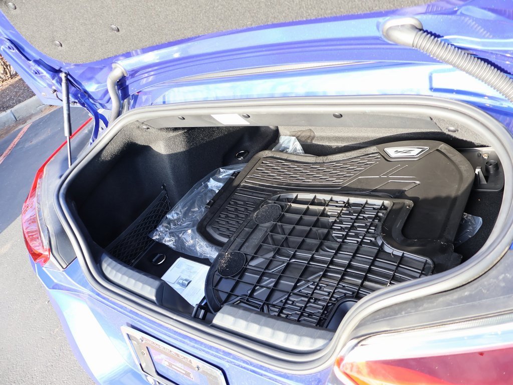 Used 2024 BMW Z4 M40i w/ Premium Package image 17