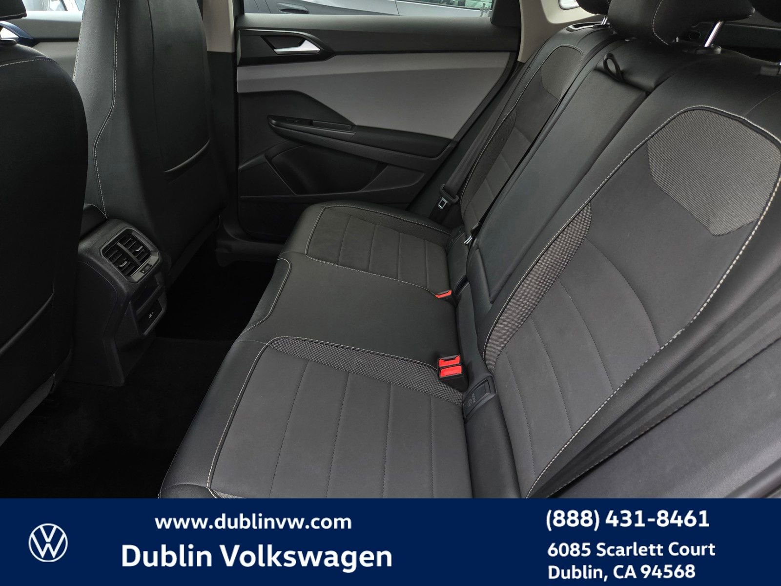 Certified 2023 Volkswagen Taos SE FWD image 12