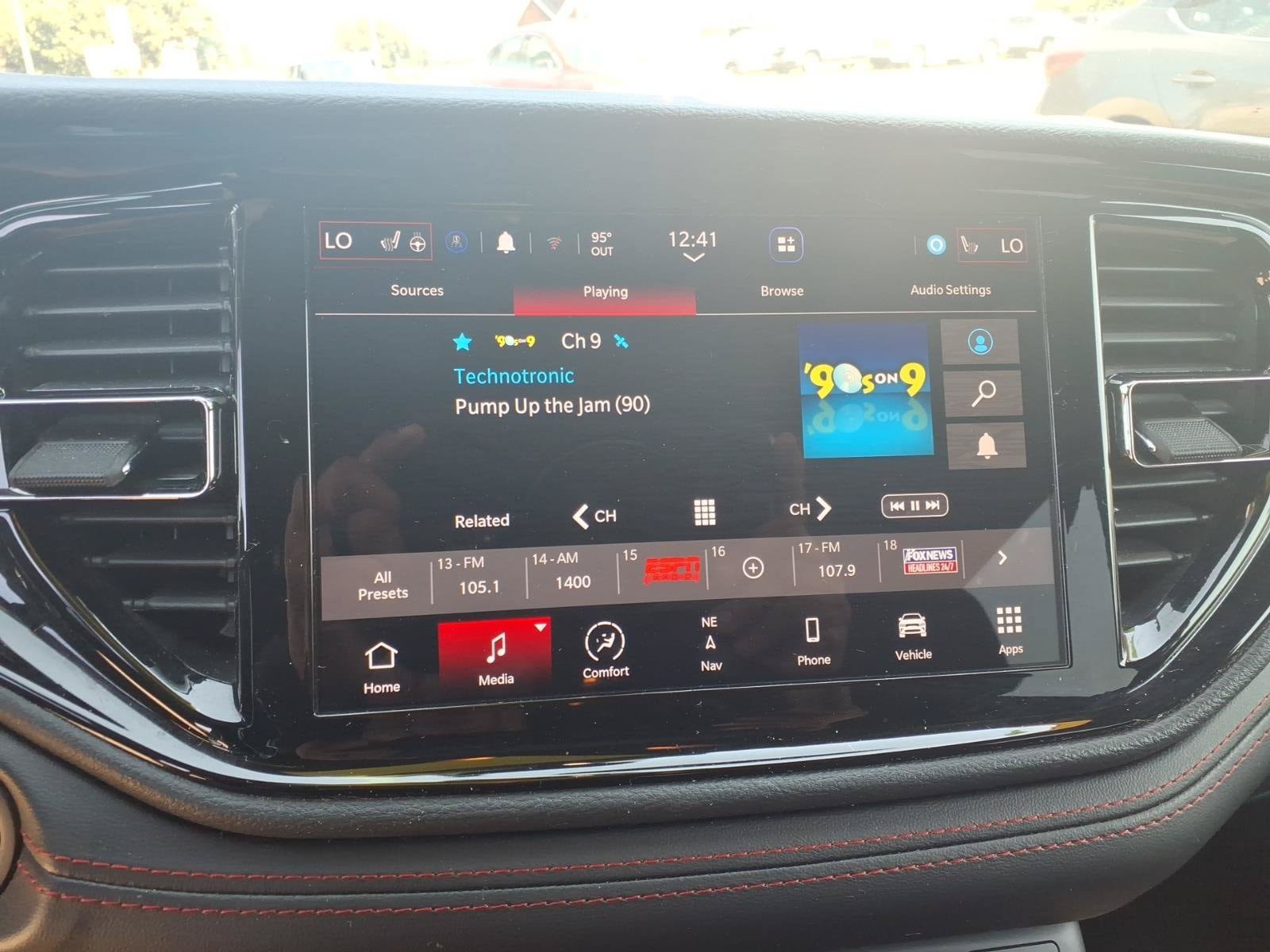Used 2025 Dodge Durango GT w/ Blacktop Package RWD image 23