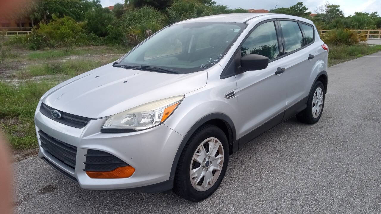 Used 2015 Ford Escape S image 2