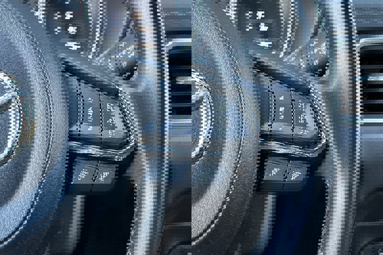 Used 2021 MAZDA CX-5 Touring image 27