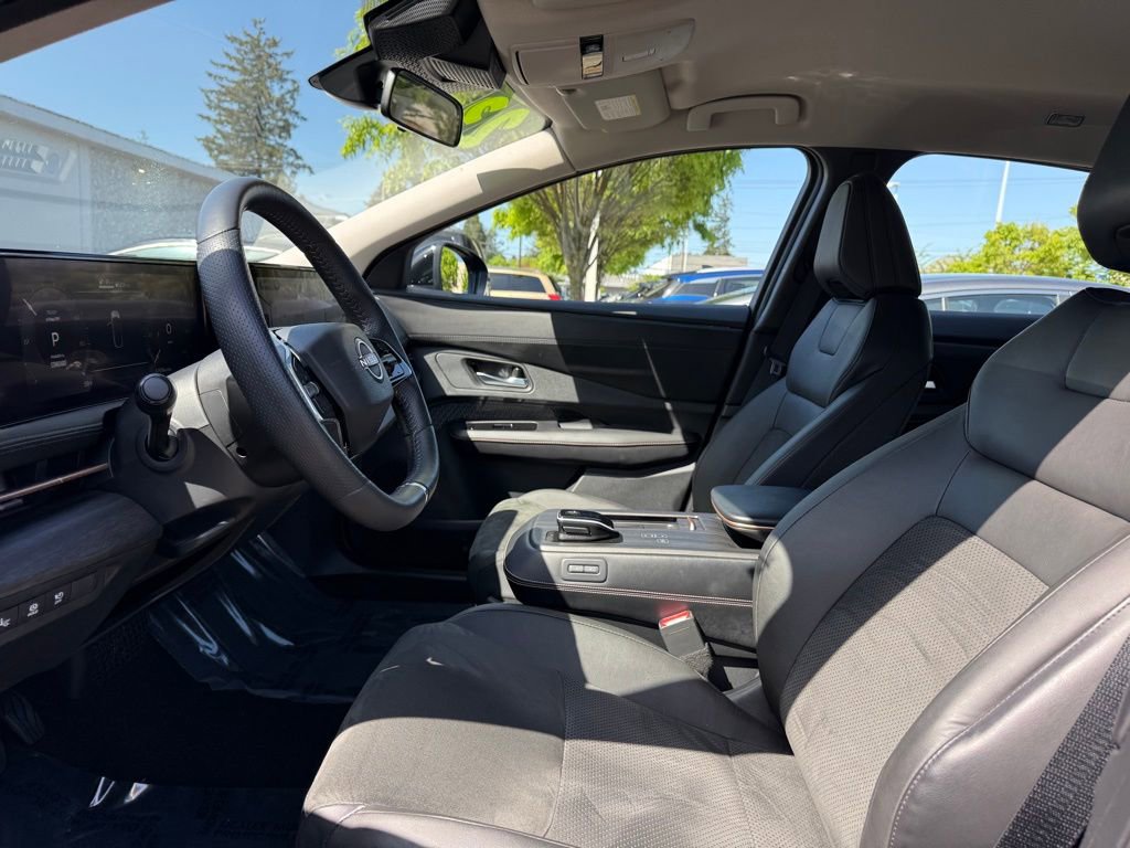 Certified 2023 Nissan Ariya FWD image 17
