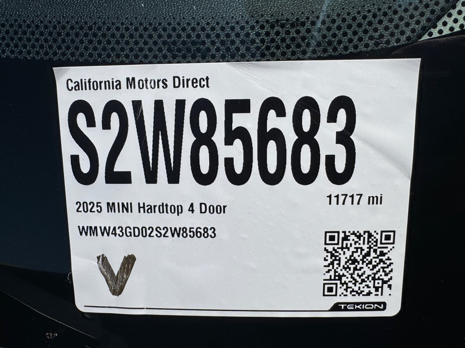 Used 2025 MINI Cooper 4-Door Hardtop FWD image 19