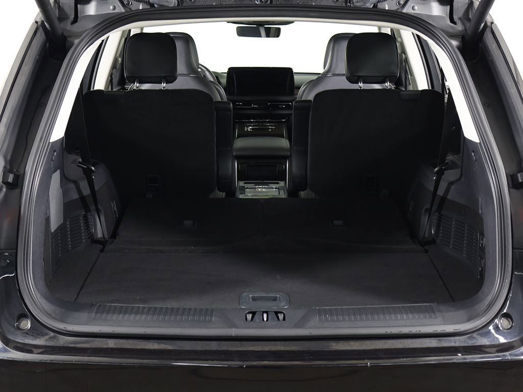 Used 2025 Lincoln Aviator Reserve w/ Equipment Group 201A AWD/4WD image 27
