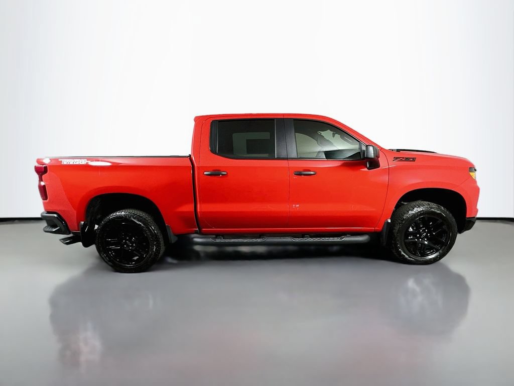 Used 2026 Chevrolet Silverado 1500 Custom Trail Boss w/ Turbomax Blackout Package AWD/4WD image 7