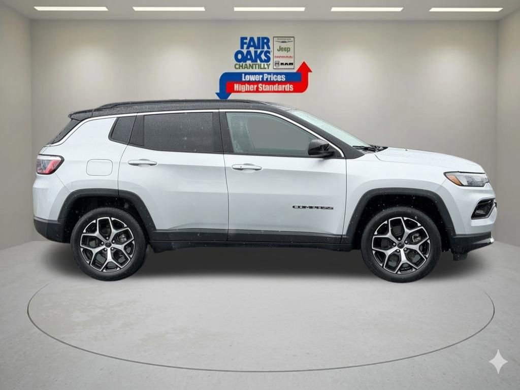 Certified 2025 Jeep Compass Limited AWD/4WD image 6