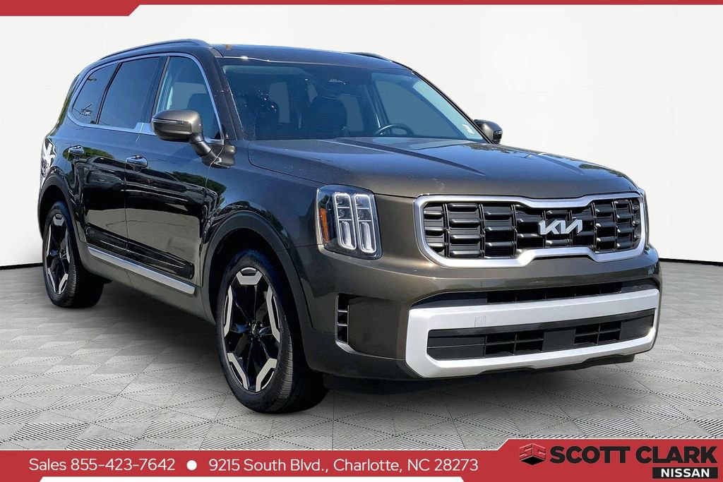 Used 2025 Kia Telluride S