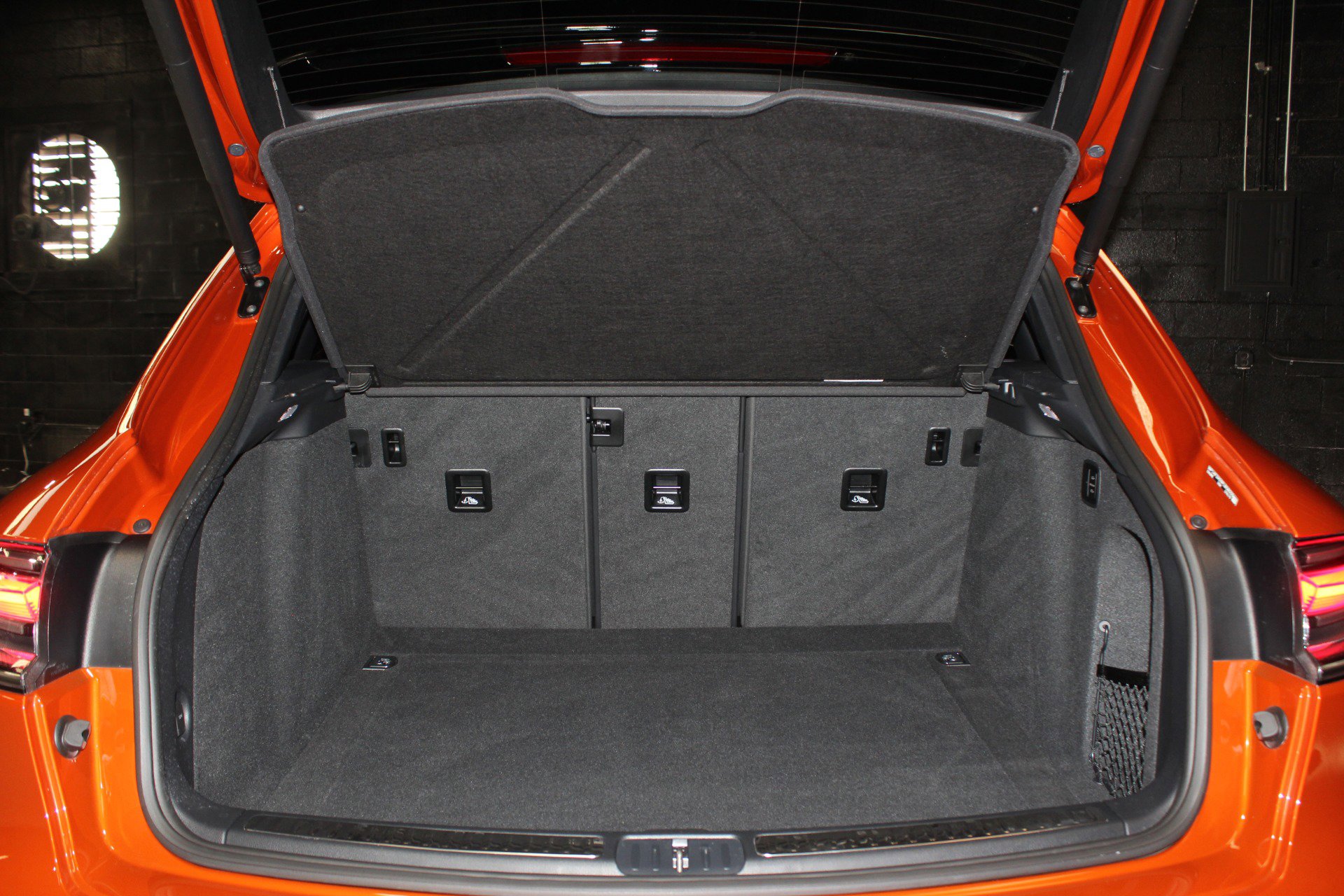 Used 2023 Porsche Macan GTS w/ Premium Package Plus image 71