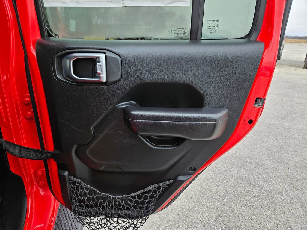 Used 2018 Jeep Wrangler Unlimited Sport S image 28