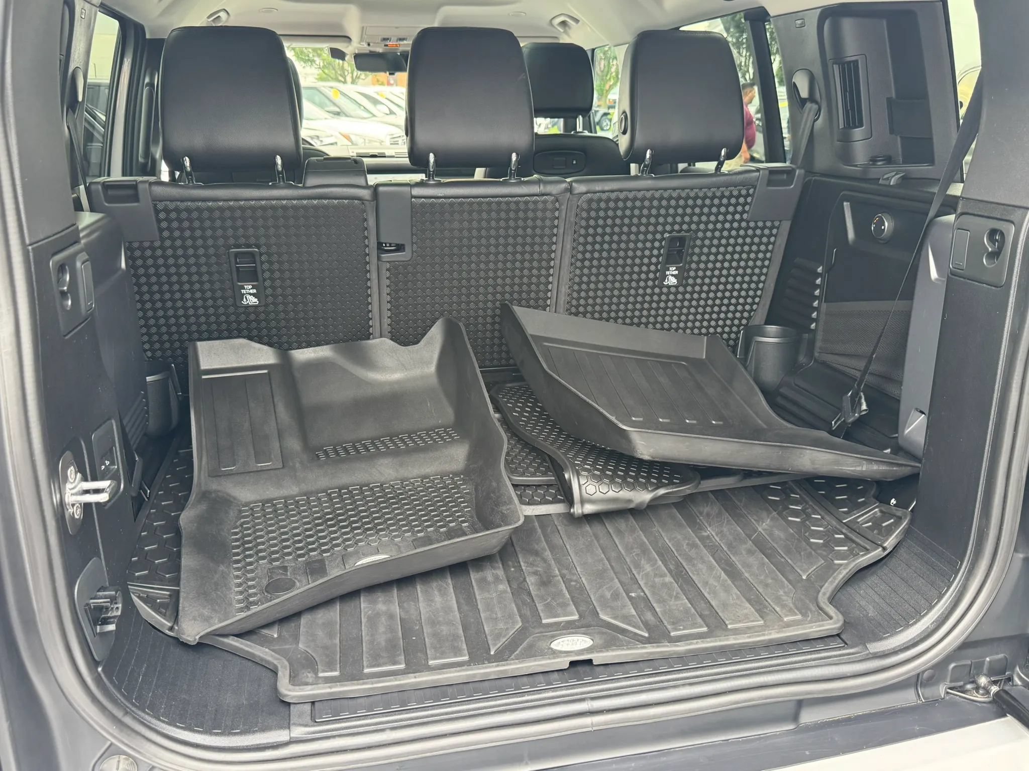 Used 2020 Land Rover Defender 110 HSE AWD/4WD image 48