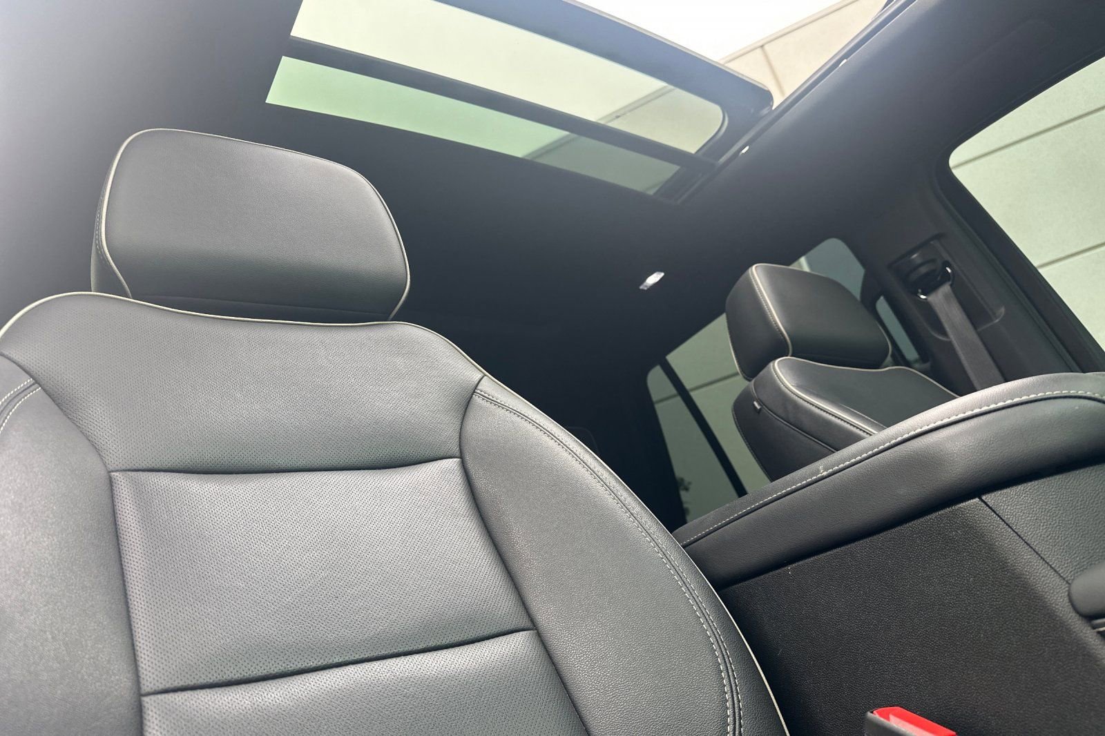 Used 2023 GMC Yukon SLT image 21