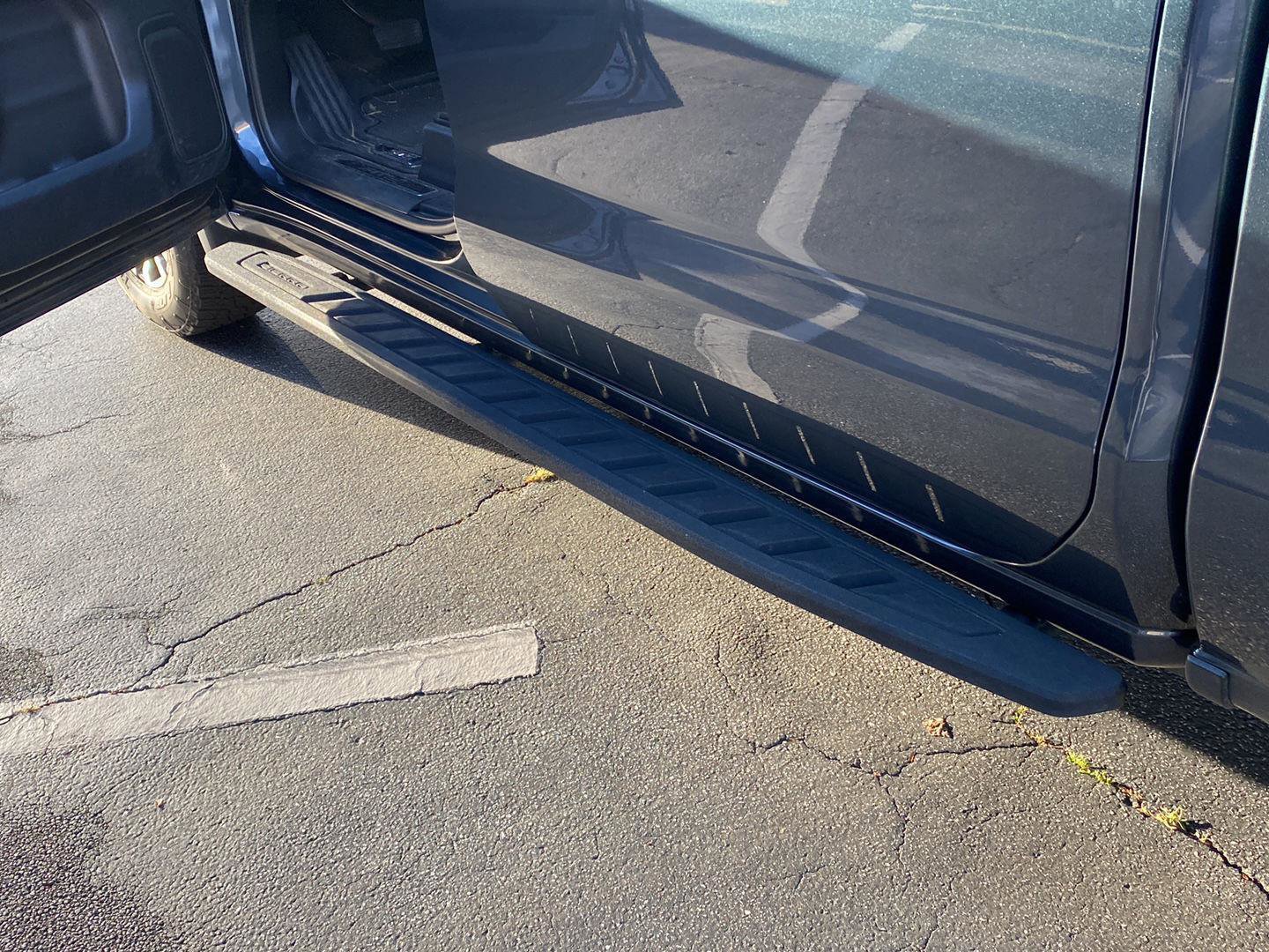 Used 2021 GMC Sierra 1500 AT4 image 13