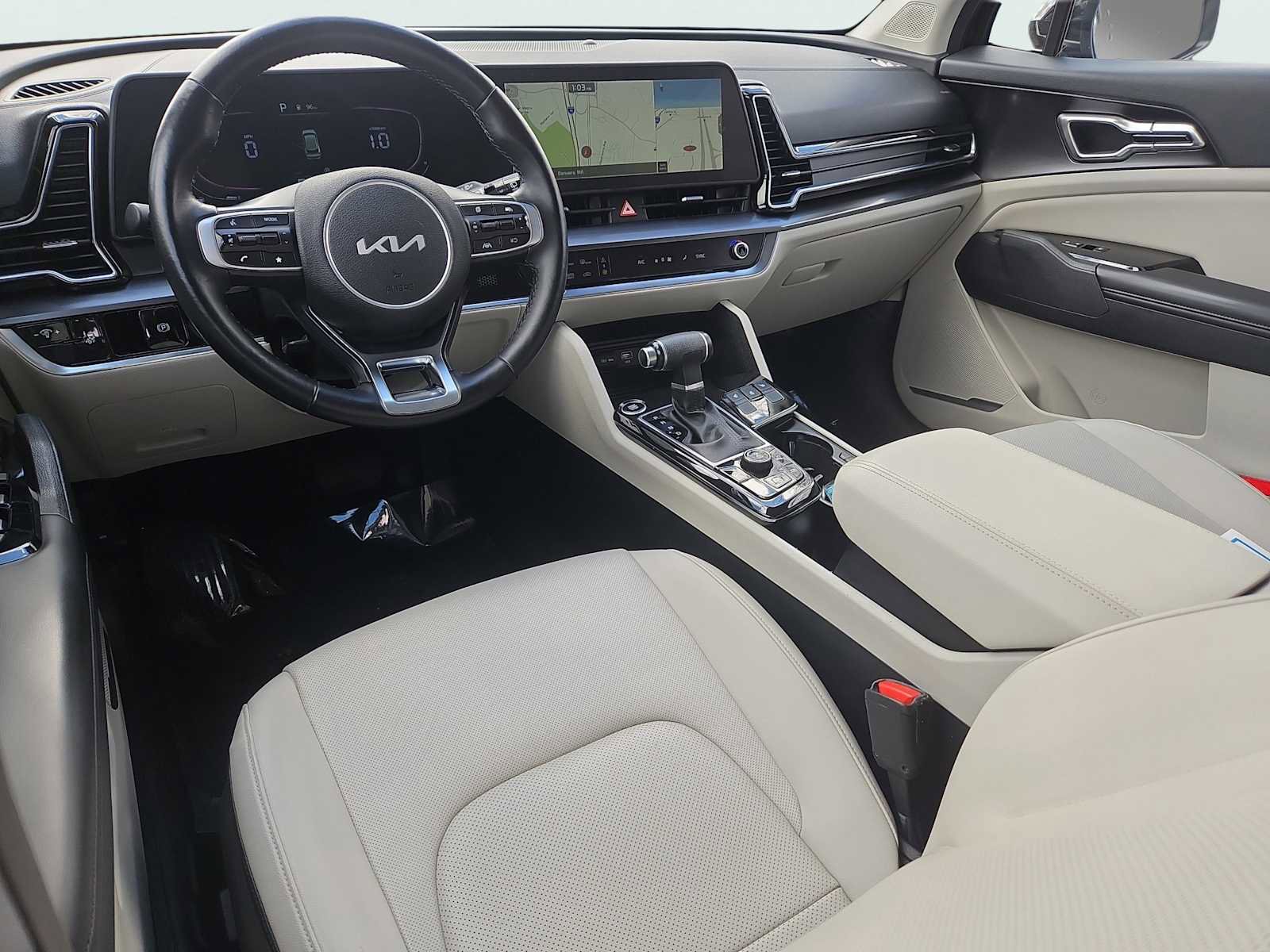 Used 2023 Kia Sportage EX image 11