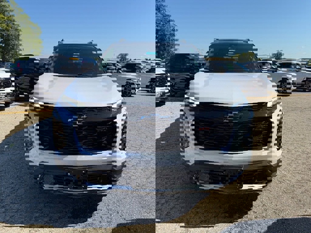 New 2026 Chevrolet Equinox RS w/ Convenience Package III image 2