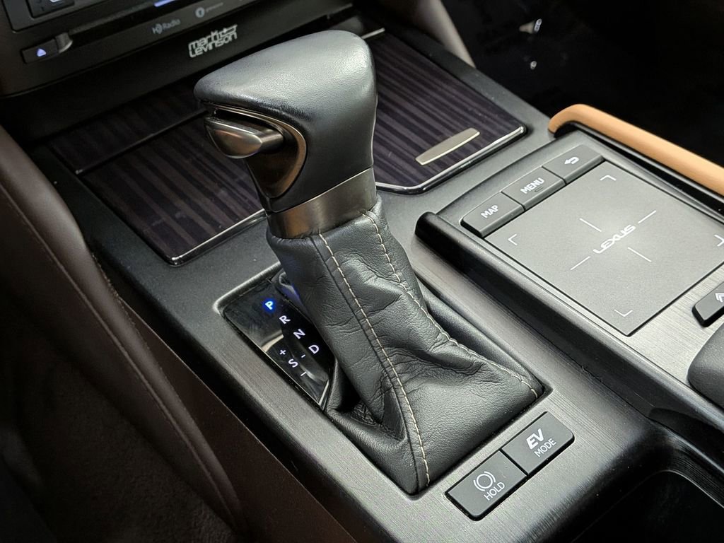 Used 2020 Lexus ES 300h w/ Accessory Package 2 FWD image 26