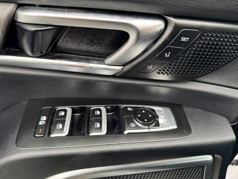 Used 2024 Kia Telluride SX image 17