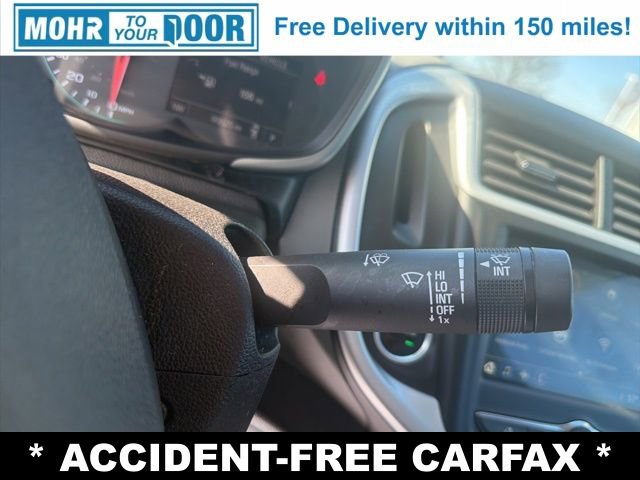 Used 2018 Chevrolet Sonic LT w/ Convenience Package image 17