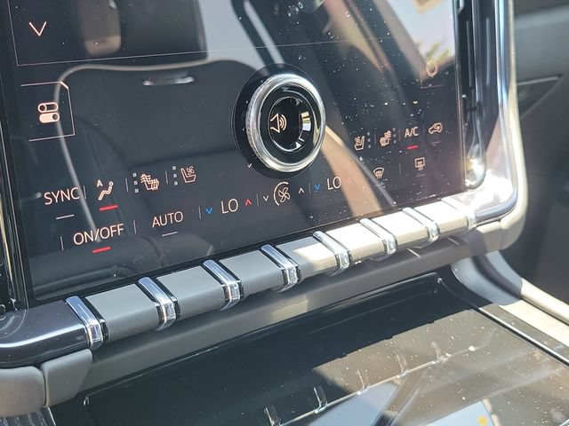New 2026 GMC Yukon AT4 Ultimate AWD/4WD image 24