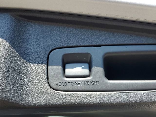 Used 2019 Honda CR-V Touring image 8