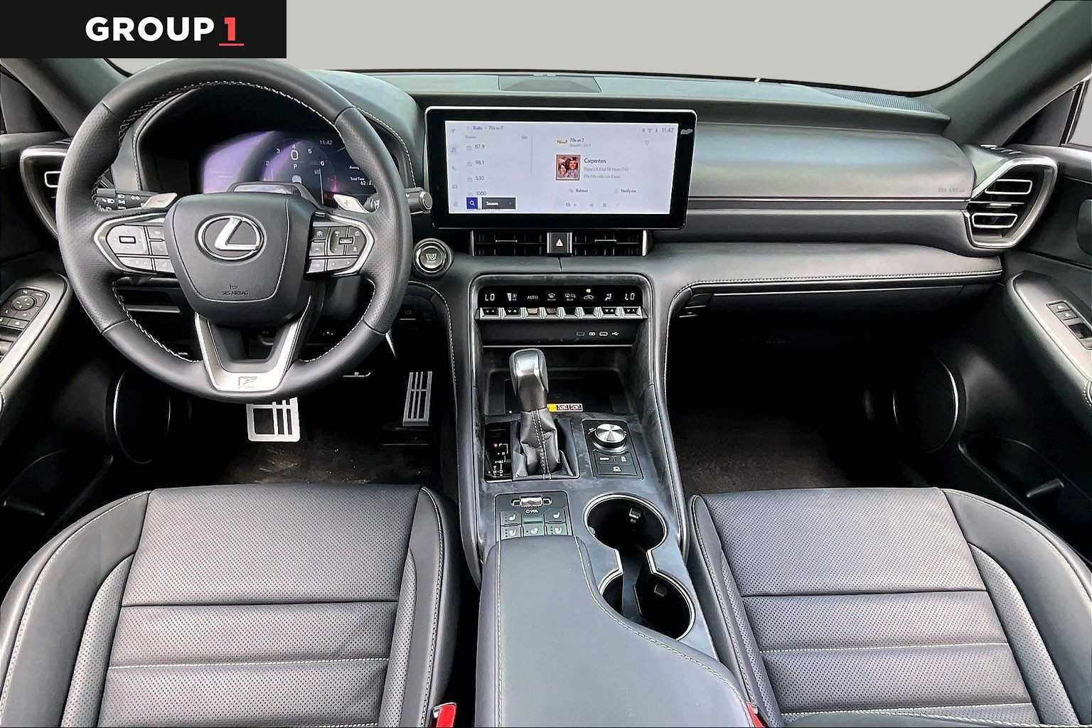 Used 2026 Lexus IS 350 F Sport w/ Technology Package RWD image 14